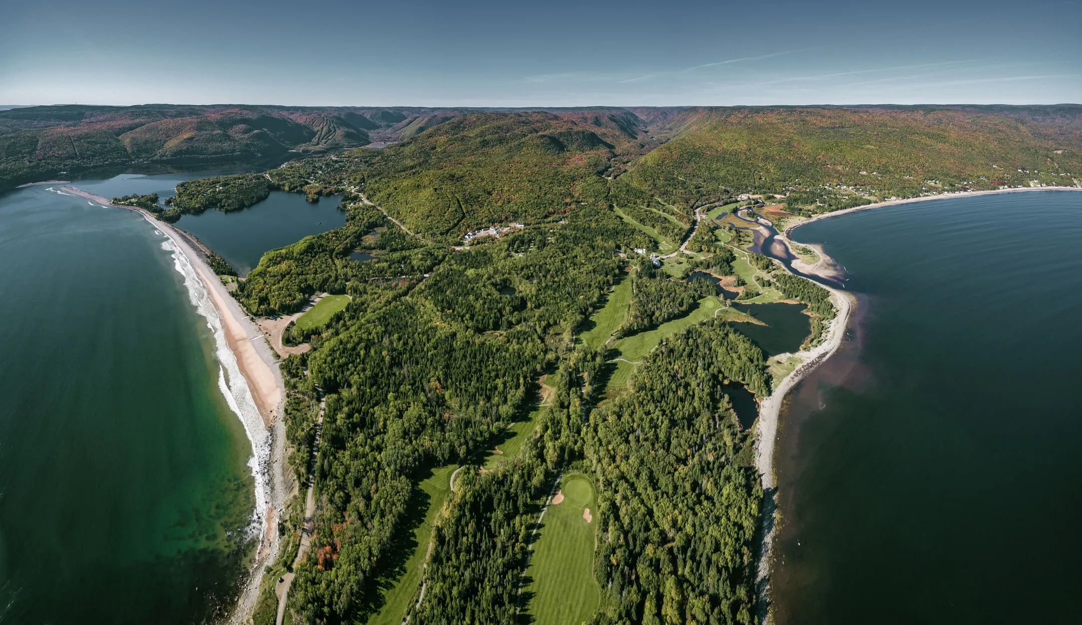 Aerial view of Highlands Links between the beach and the Atlantic