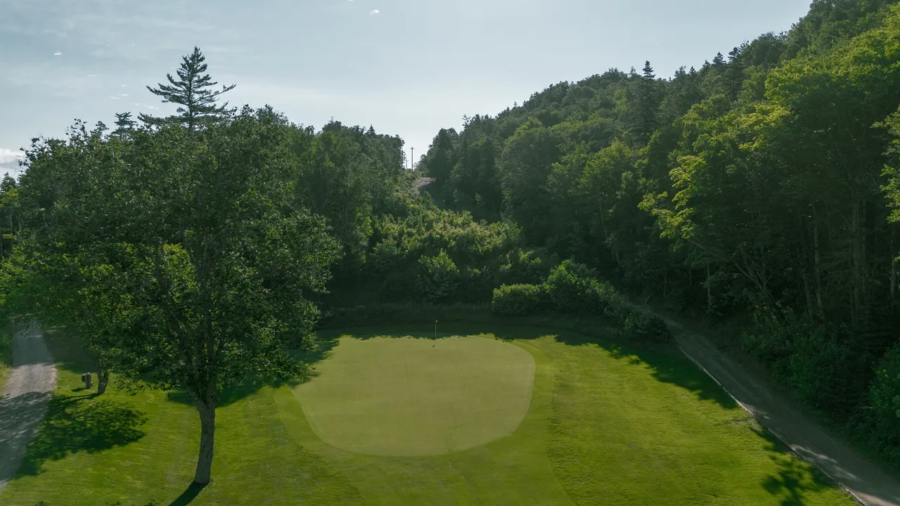 Hole 12 gallery