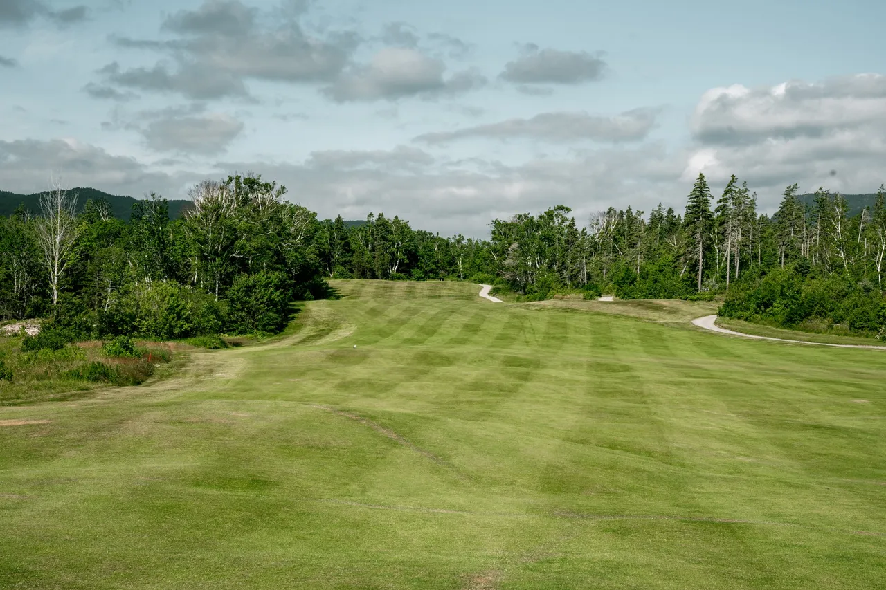 Hole 18 gallery